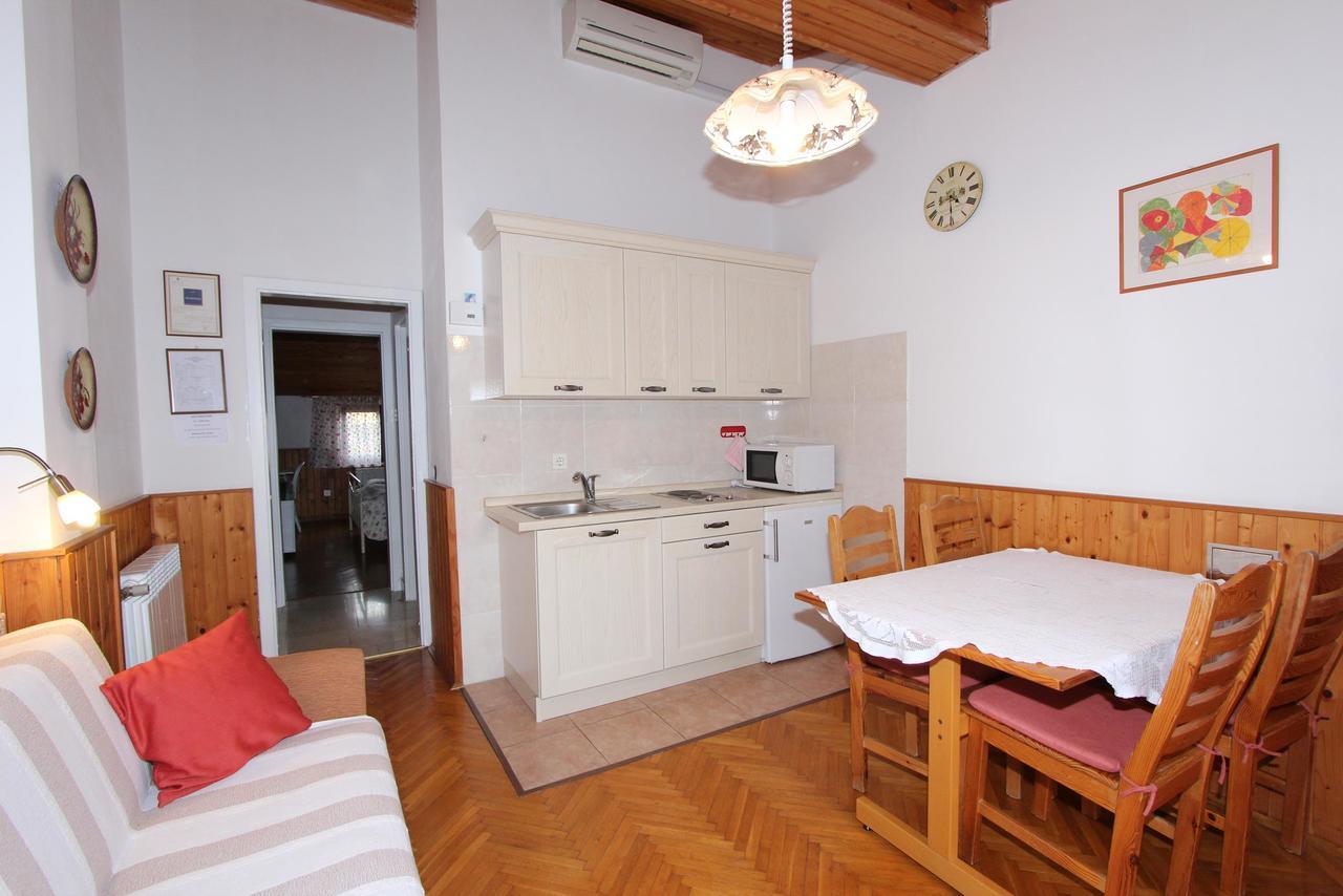 Aurora Gostinjska kuća 3*